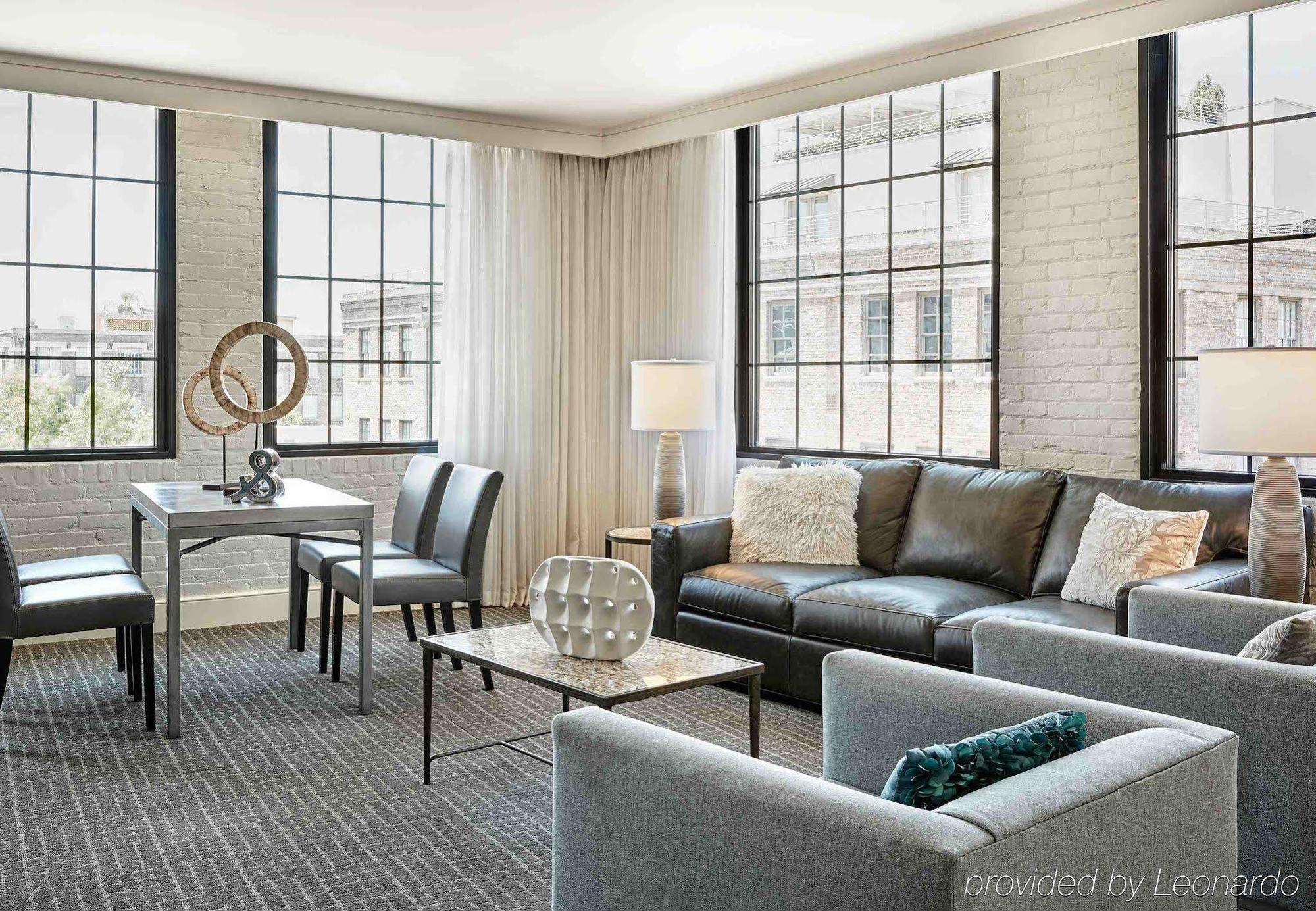 Renaissance New Orleans Arts Warehouse District Hotel Esterno foto